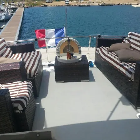 ספינת מלון Ocean Yacht Trawler - Le Caloa פורטו-וישיו