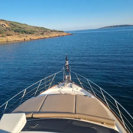 Ocean Yacht Trawler - Le Caloa *