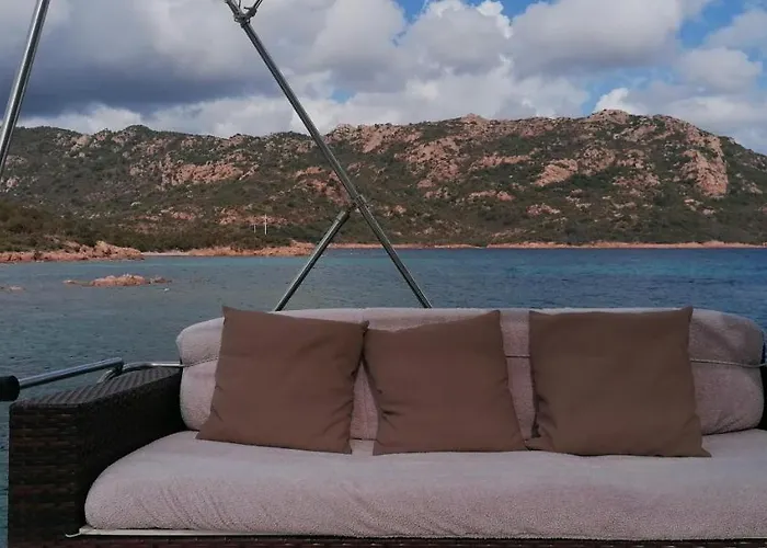 船屋 Ocean Yacht Trawler - Le Caloa