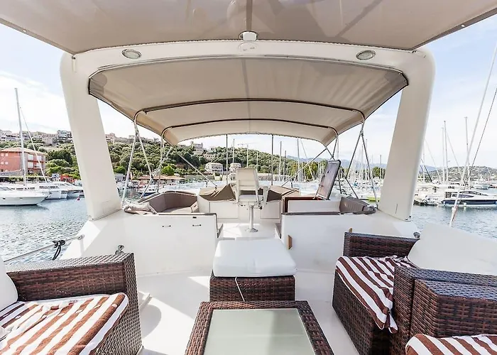 Botel Ocean Yacht Trawler - Le Caloa Porto-Vecchio (Corsica)
