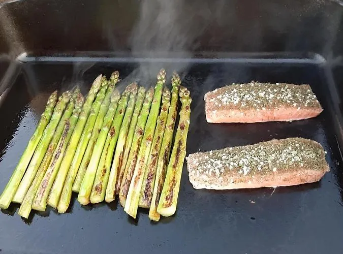 Ocean Yacht Trawler - Le Caloa Botel Porto-Vecchio (Corsica)